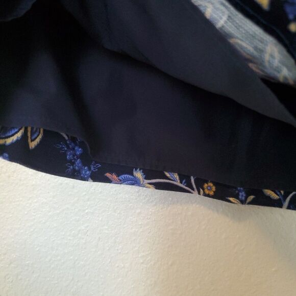 Ann Taylor Loft Skirt Womens Size 4 Embroidered Navy Blue Floral A Line - Picture 10 of 14